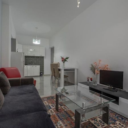 Kosmos Service Apartment City Center 3 With Additional Cost Parking Салоники Экстерьер фото