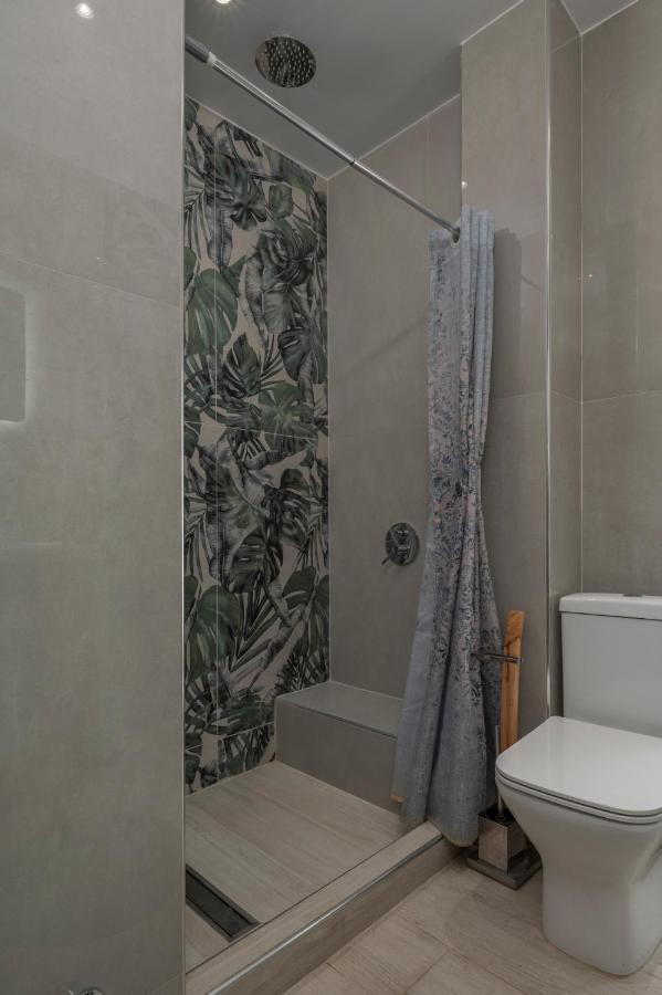 Kosmos Service Apartment City Center 3 With Additional Cost Parking Салоники Экстерьер фото